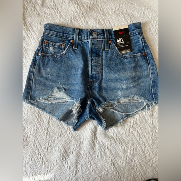 Levi’s 501 Original Fit High-Rise Women’s Jean Shorts in Blue, size 25, NWT! - Picture 4 of 13